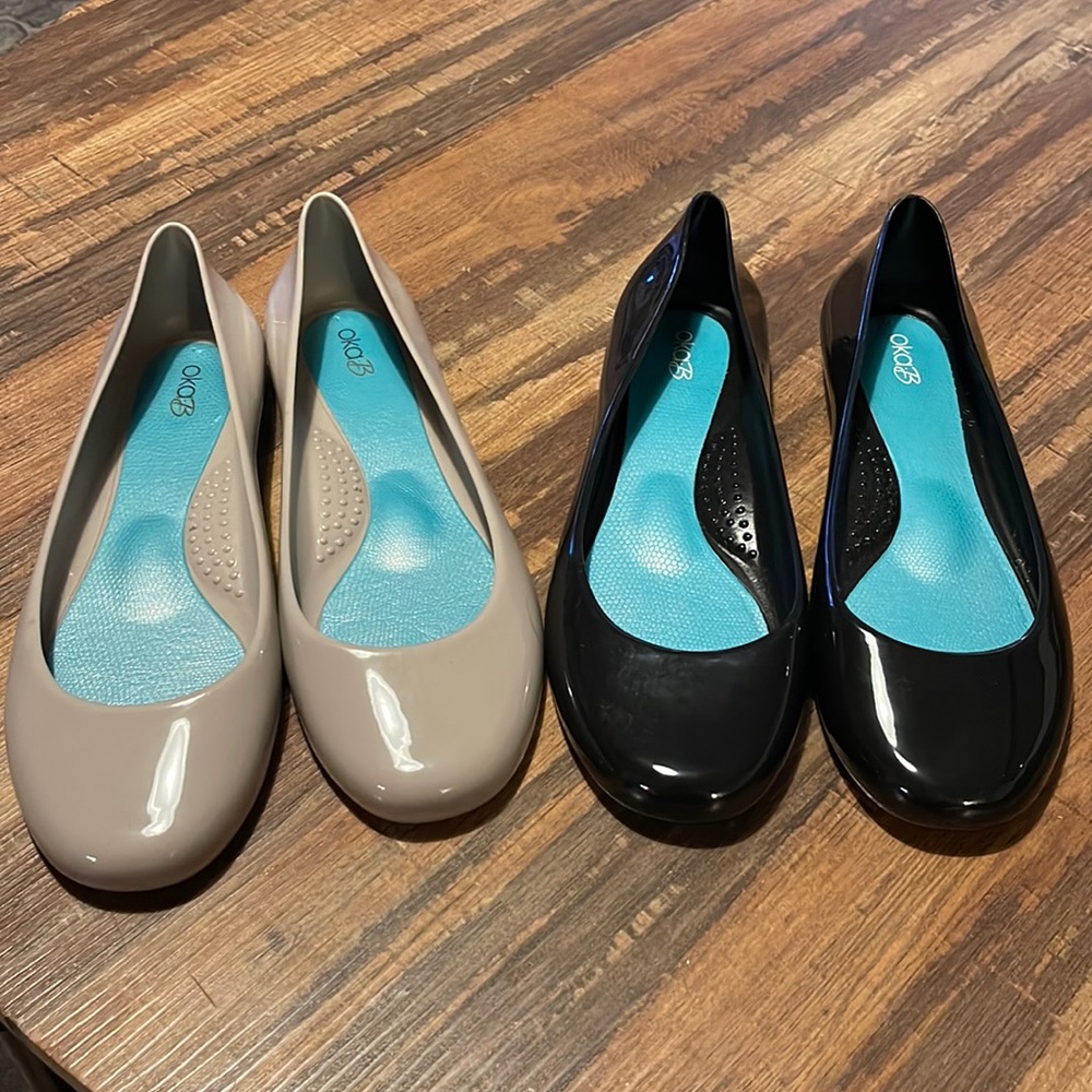 OkaB Womens flats size 10